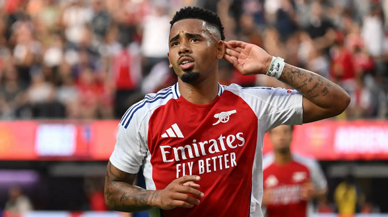 Nóng! Fabrizio Romano bác bỏ tin đồn Gabriel Jesus trở lại Brazil