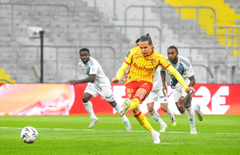 RC Lens vs Paris FC (20:00 – 19/10/2025) | Xem lại trận đấu