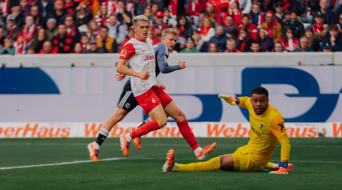 SC Freiburg vs Eintracht Frankfurt (20:30 – 19/10/2025) | Xem lại trận đấu