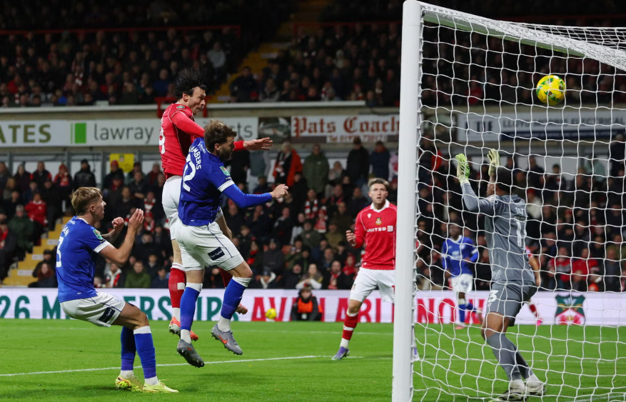 Wrexham vs Cardiff City (03:00 – 29/10/2025) | Xem lại trận đấu