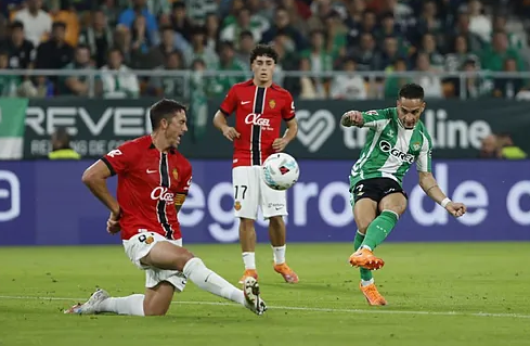 Real Betis vs RCD Mallorca (03:00 – 03/11/2025) | Xem lại trận đấu